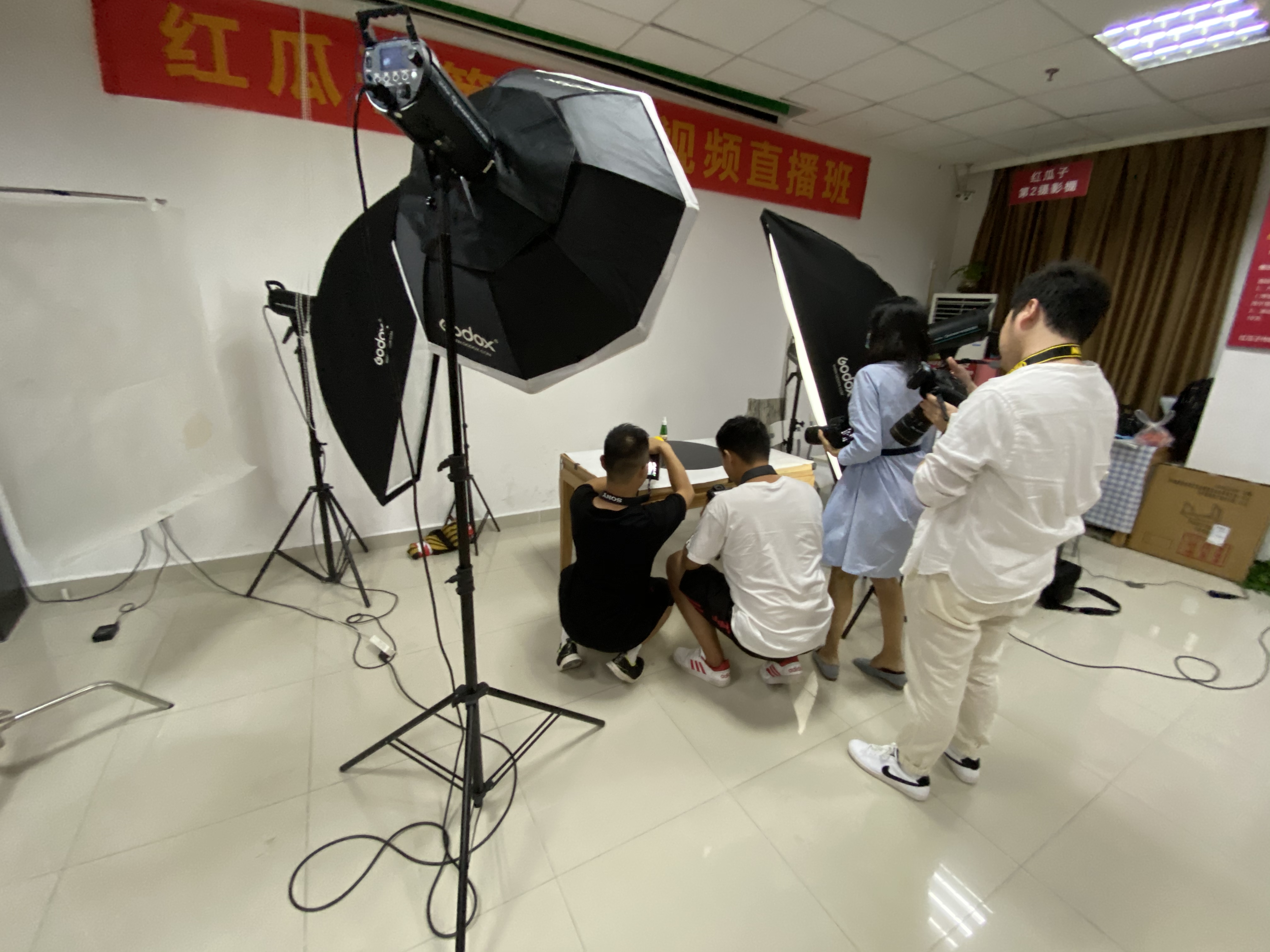 深圳红瓜子传媒学院环境图片