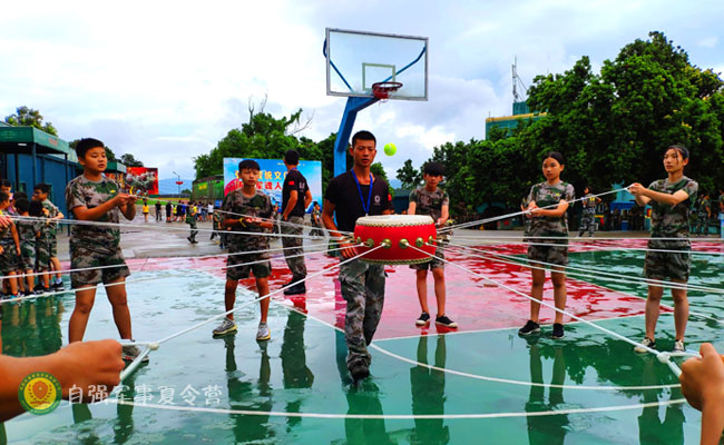 杭州自强军事夏令营杭州儿童军事夏令营7天图片