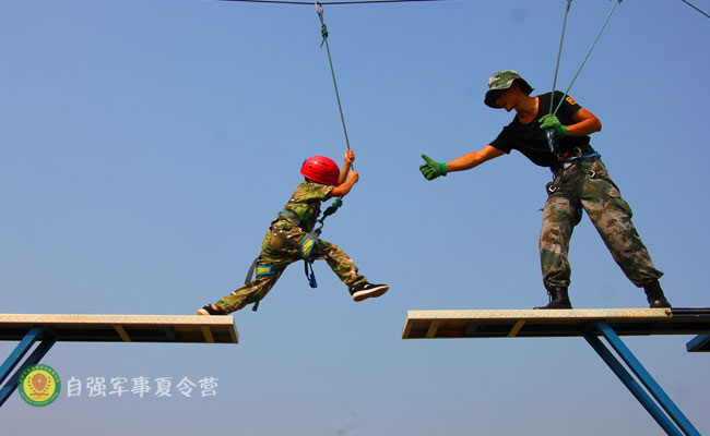 杭州自强军事夏令营杭州小学生军旅夏令营10天图片