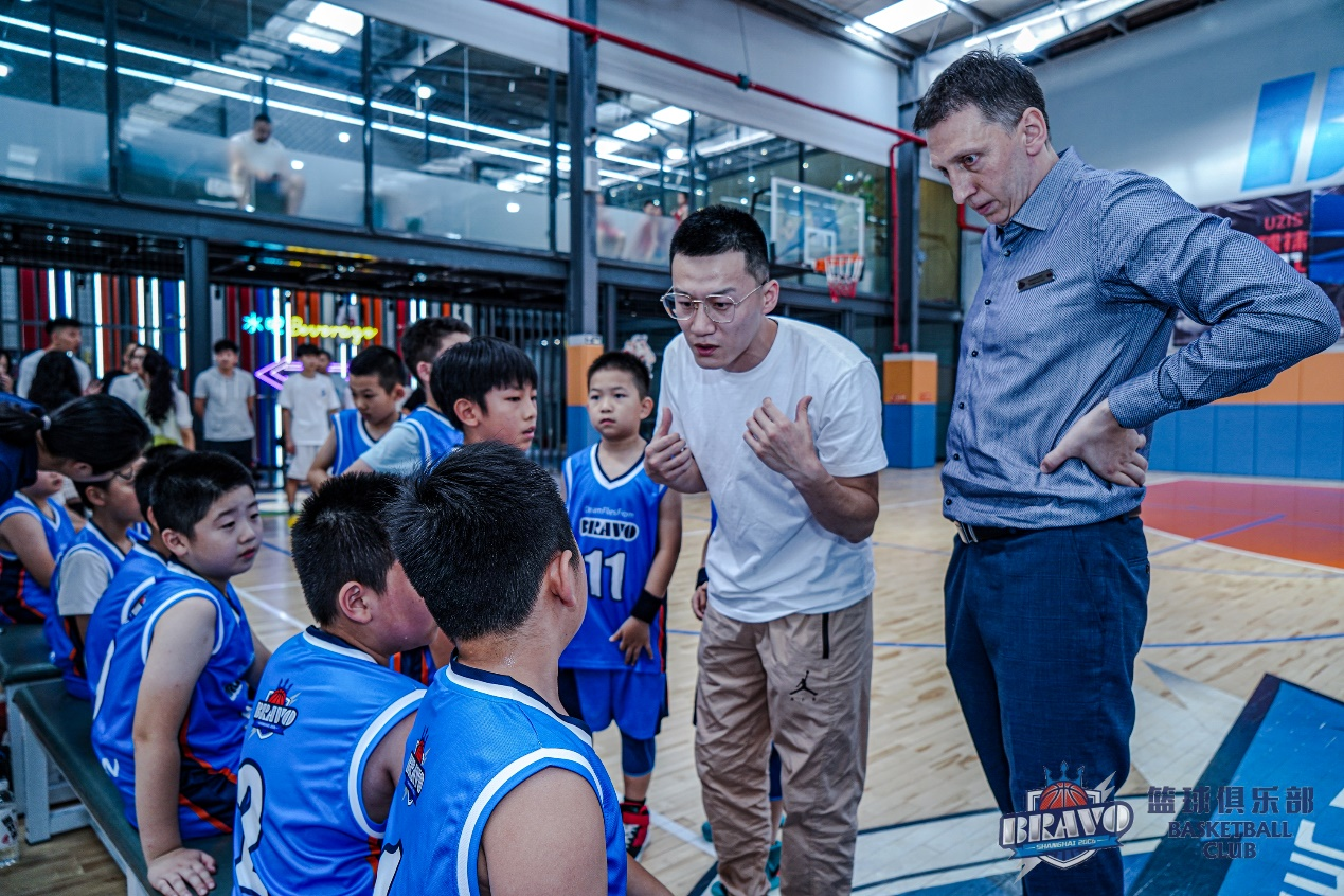上海BRAVO 5-8岁幼儿体适能篮球常规训练课