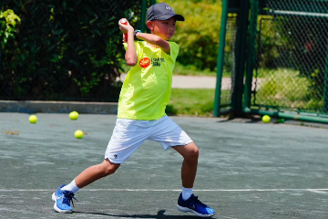宝贝营天下网球营静安体育中心青少儿网球培训图片