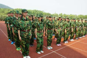 天津军威培训基地战斗力团队图片