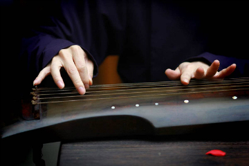 先艺艺术教育北京古琴演奏培训课程图片