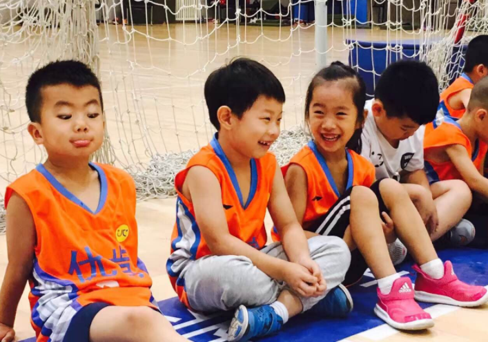 北京优肯青少儿篮球夏令营
