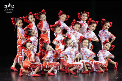 上海小伙伴教育艺术中心小伙伴教育-舞蹈启蒙班图片