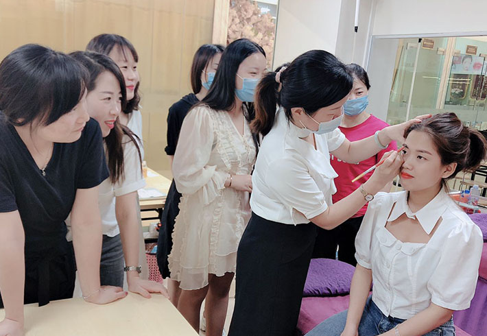 广州悉美美妆教育环境图片