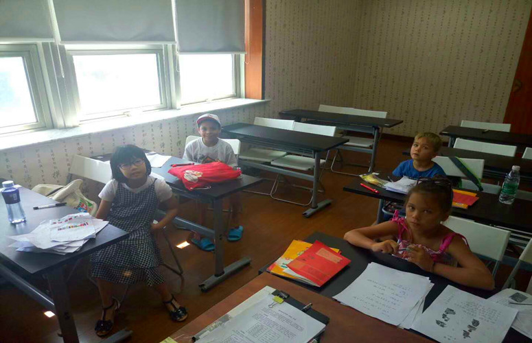 儒森教育汉语课程很难学 印度尼西亚学生无言以对图片