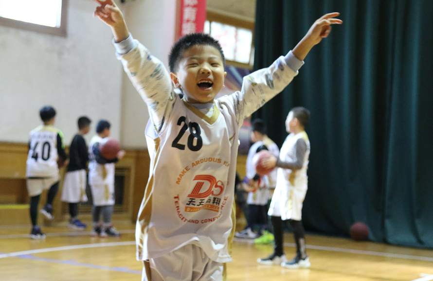 北京尚翔篮球兴趣培训课程