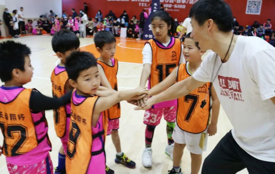 孩子打篮球有什么好处？北京哪里有好的篮球培训机构？