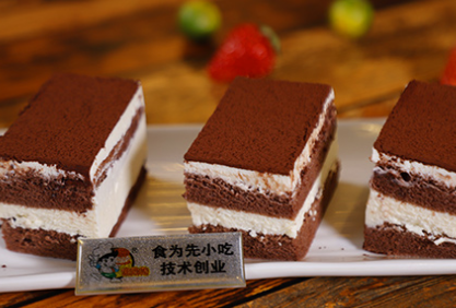 广州食为先小吃餐饮培训学校法式小蛋糕培训图片