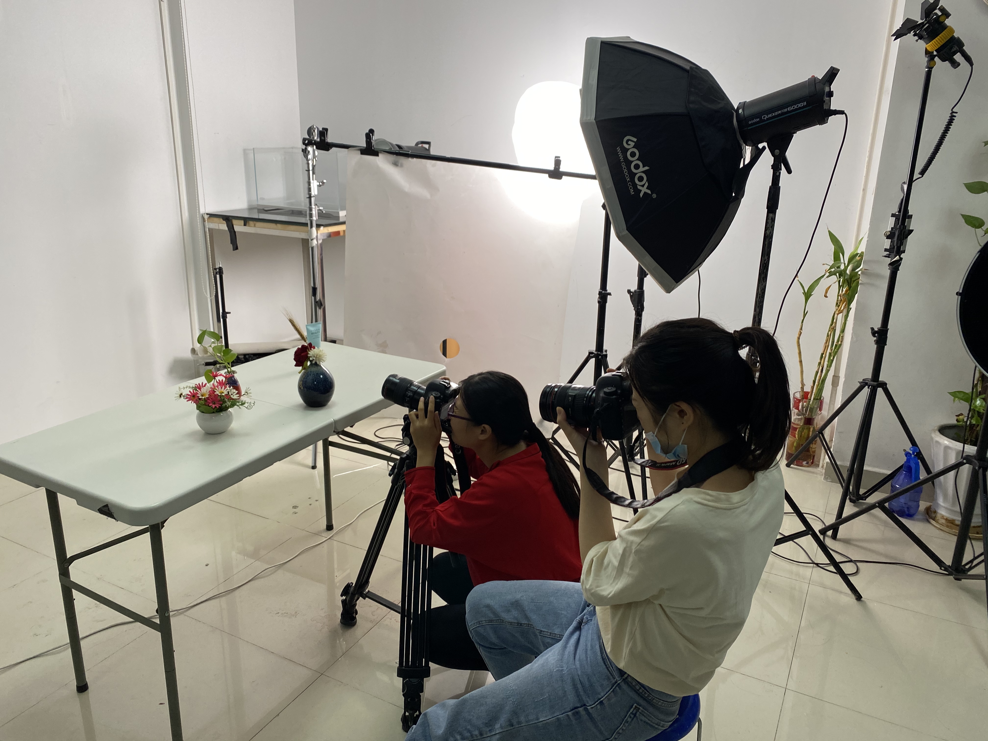 深圳红瓜子传媒学院深圳摄影摄像线下培训图片