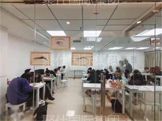 南京尚学美DS化妆美甲培训学校环境图片