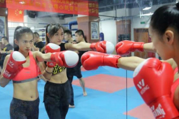 广州西适体健身培训中心广州搏击操培训课程图片