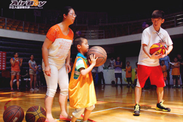 上海赤菟小飞人4-6岁篮球训练营幼教启蒙课