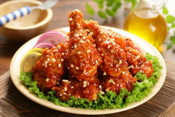英佳尔中餐餐饮培训学校《韩式炸鸡》制作培训课程图片