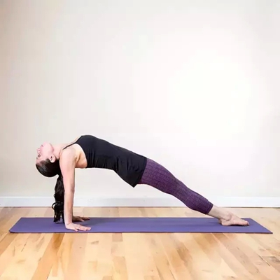 瑜伽训练知识：瑜伽让你对臀部臃肿大声说NO