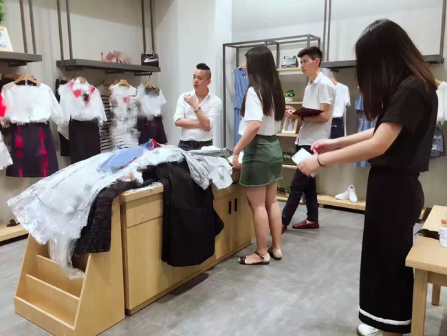 广州香港服装时尚买手培训课程