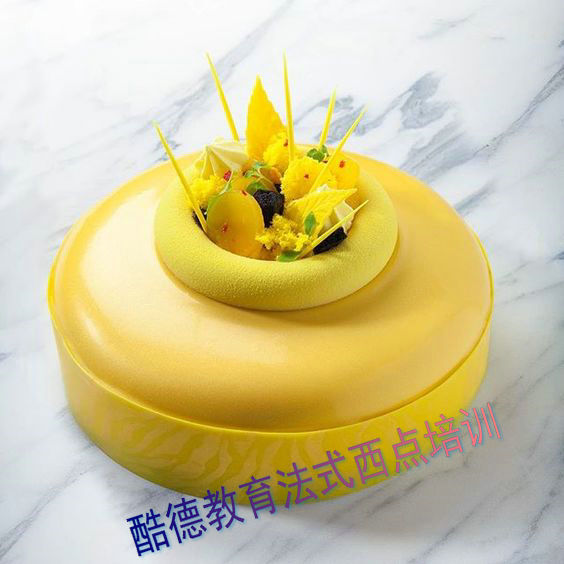 杭州烘焙培训哪家好-蛋糕加点酒，好吃到没朋友！