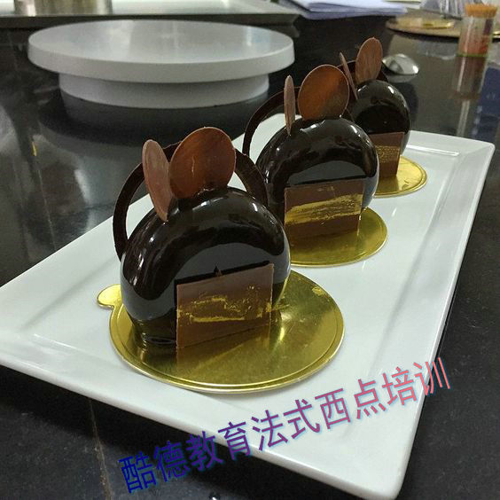 杭州最出名烘焙学校-杭州烘焙培训班哪个比较好