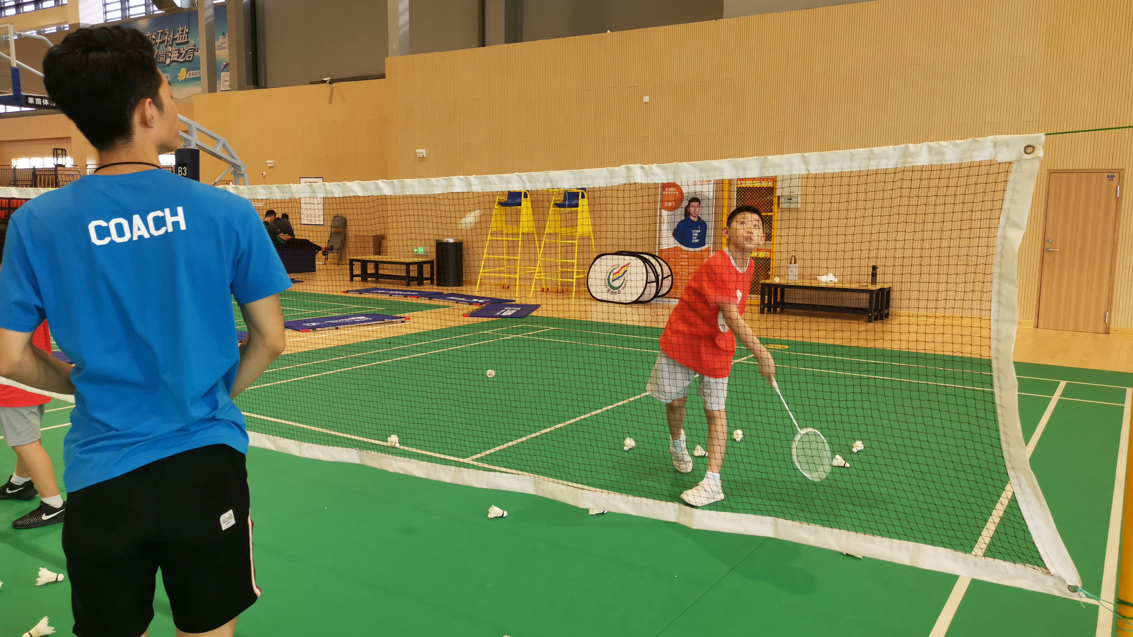 杭州青少年羽毛球培训